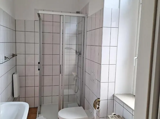 Ryde & Hyde Budget Hotel